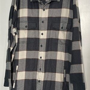 Men’s Mutual Wave Black and White Plaid Button-Up Shirt/Jacket
